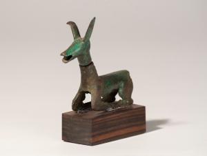 Sibéria (Séc. V-IV a.C.), Filhote de Cervo Siberiano, placas de cobre dobradas